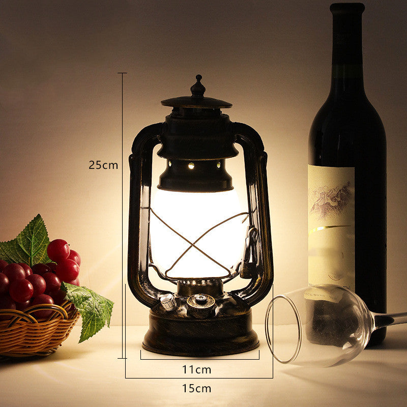 Retro Horse Outdoor Camping Kerosene Lamp